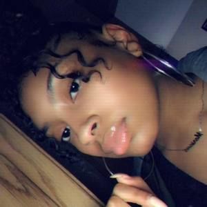 Meet your Posher, Mariana